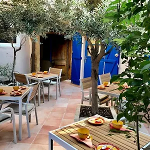 Le Colbert 3* Avignon